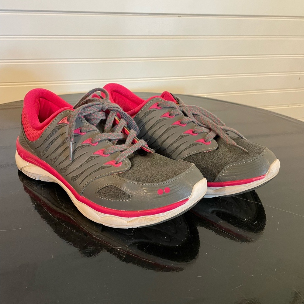 RYKA Flora Walking Shoe in
Pink and Gray Size 8W